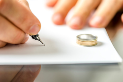 Divorce à l'amiable Divorce à l'amiable